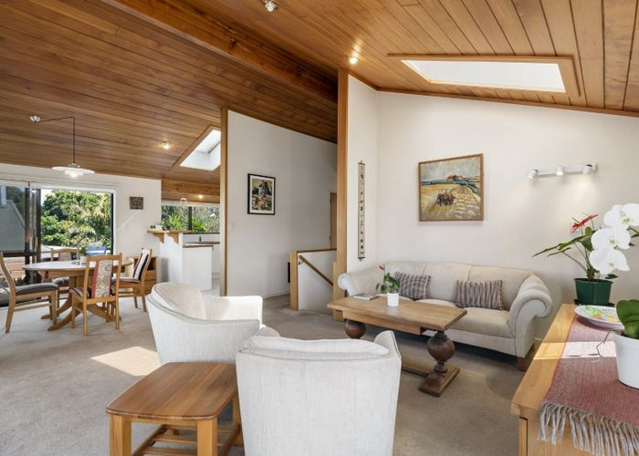  at 3/11 Faulkner Road, Northcote Point, Auckland