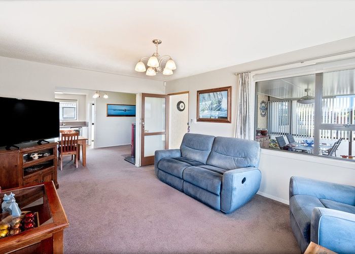  at 140 Rowses Road, Aranui, Christchurch