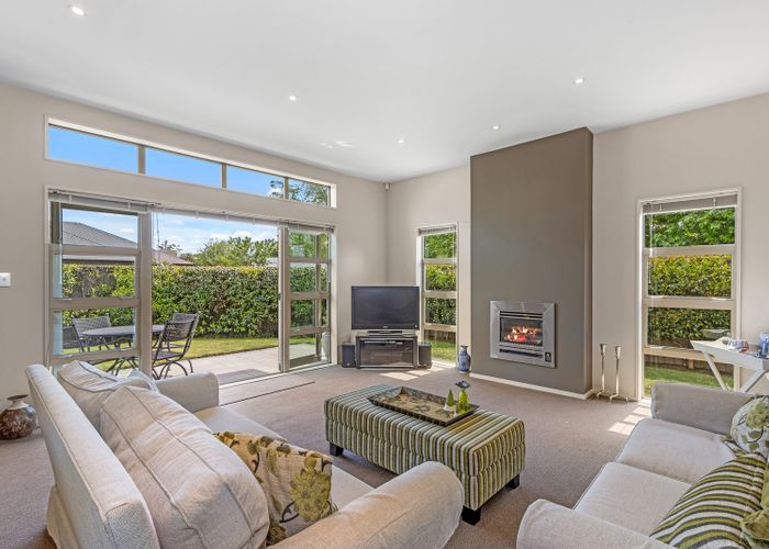  at 16 Kilbride Gardens, Halswell, Christchurch City, Canterbury