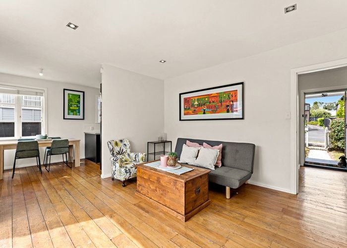  at 15 Range View Road, Mount Albert, Auckland City, Auckland