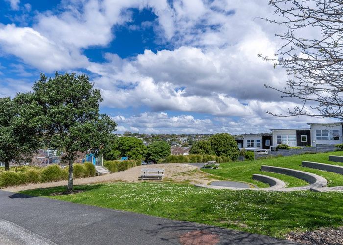  at 9 Caldera Drive, Long Bay, North Shore City, Auckland