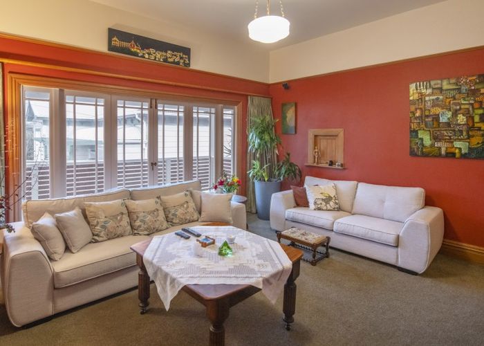  at 89 Eden Street, Island Bay, Wellington
