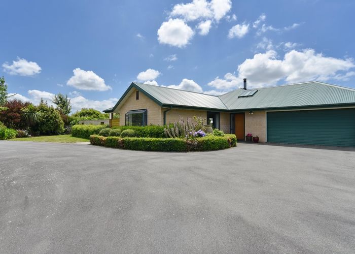 Free property data for 10 Willowside Place, Amberley, Amberley homes