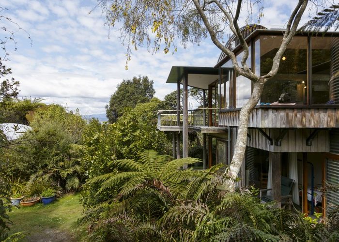  at 71 Hauraki Terrace, Pukawa Bay