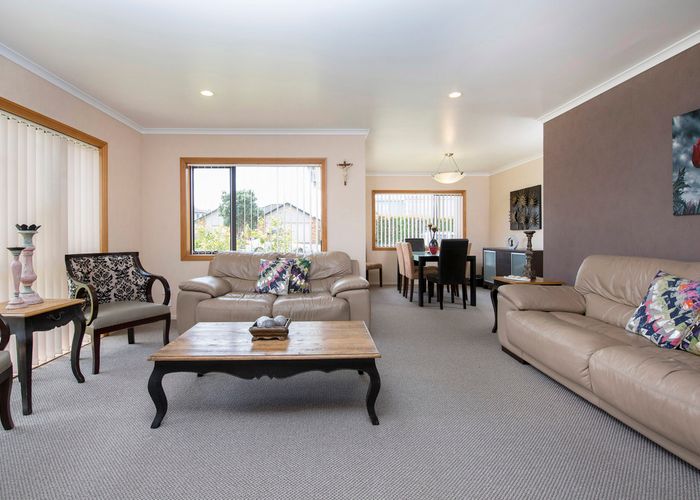  at 109 Wayne Francis Drive, Flat Bush, Auckland