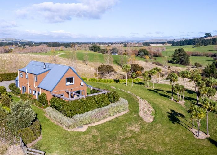  at 76 Jacksons Line, Kopuaranga