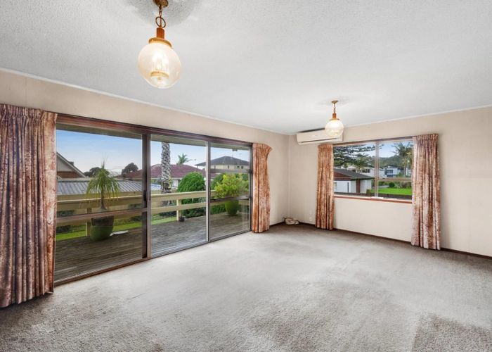  at 22 Rogers Avenue, Eastern Beach, Manukau City, Auckland