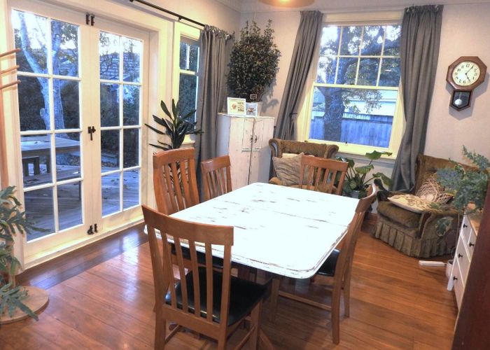  at 76 Summerhill Drive, Fitzherbert, Palmerston North
