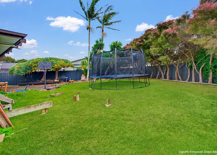  at 18 Justamere Place, Weymouth, Manukau City, Auckland