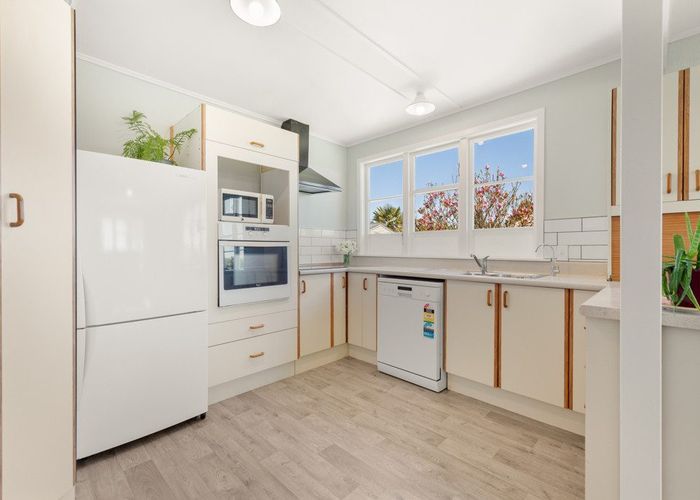  at 4 Cemetery Road, Tapanui, Clutha, Otago