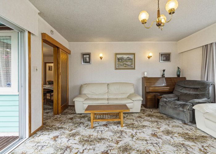  at 20 Eddowes Street, Manurewa, Auckland