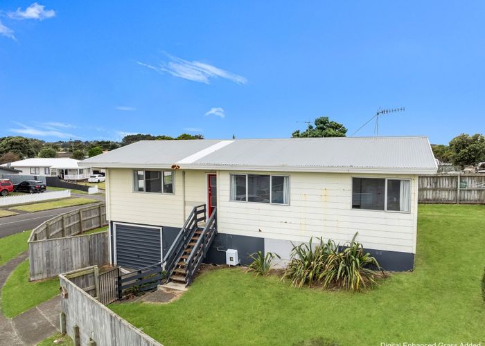 at 10 Tainui Street, Castlecliff, Whanganui, Manawatu / Whanganui