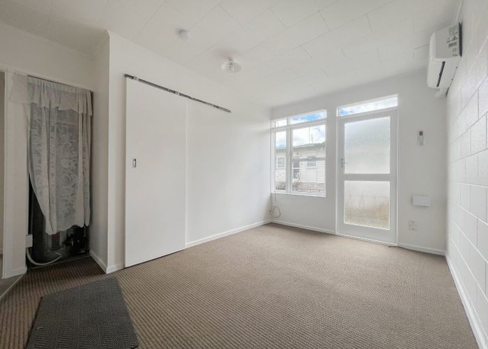  at 6/9 Mountain Road, Mount Wellington, Auckland City, Auckland