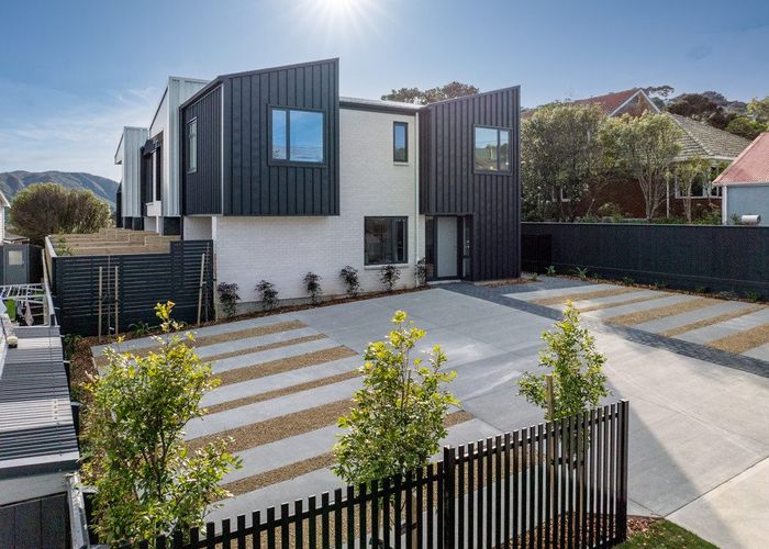  at 32 Kaihuia Street, Northland, Wellington, Wellington
