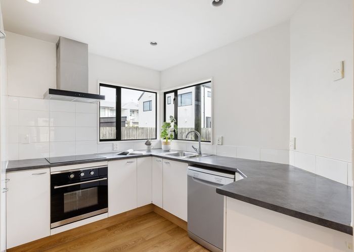 at 2/428 Manchester Street, St. Albans, Christchurch City, Canterbury