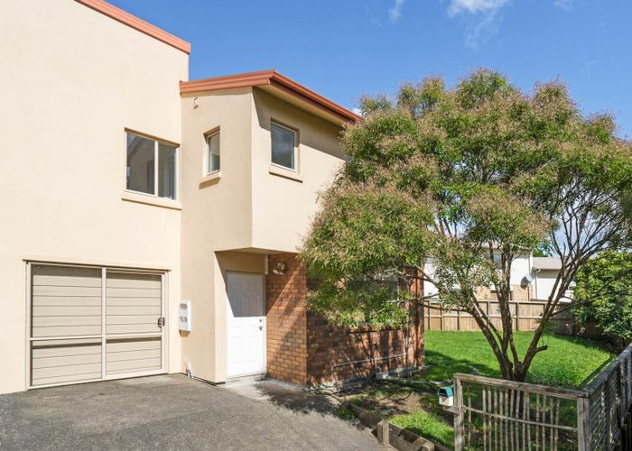  at 33 Marinich Drive South, Ranui, Auckland