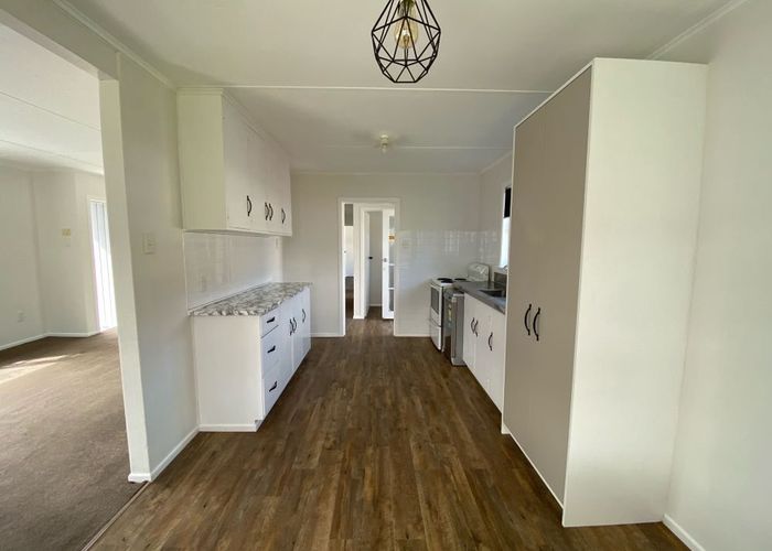  at 323 Wellington Road, Wainuiomata, Lower Hutt