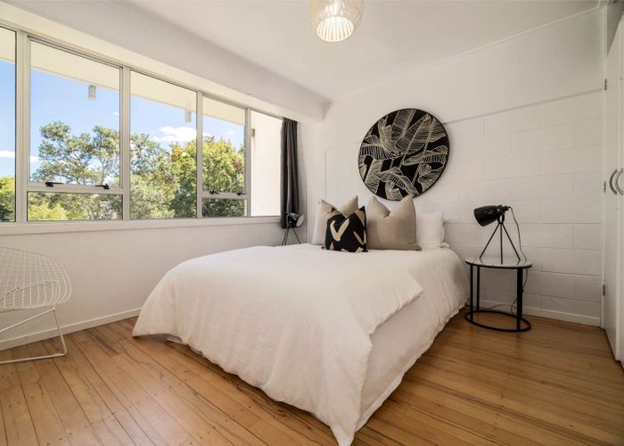  at 2/148 Howe Street, Freemans Bay, Auckland