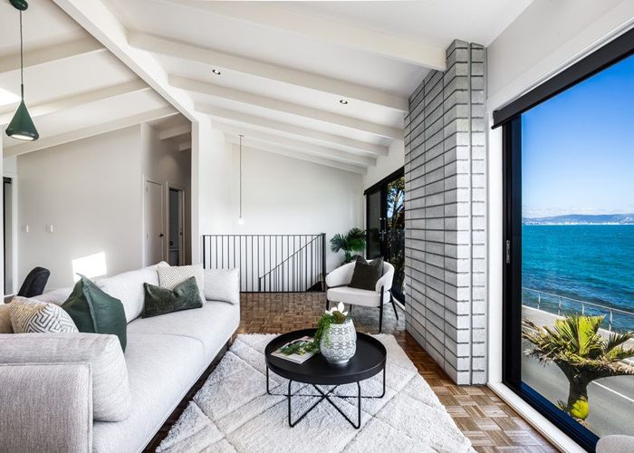  at 725 Marine Drive, Days Bay, Eastbourne, Lower Hutt, Wellington