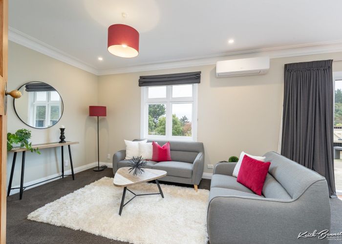  at 6 Avro Road, Blue Mountains, Upper Hutt