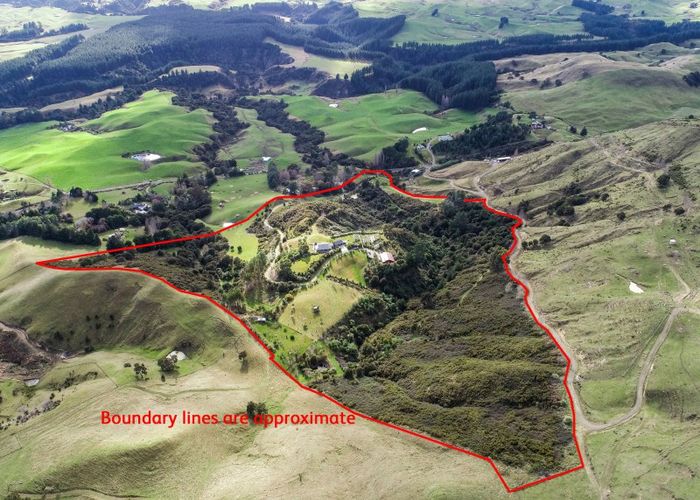  at 1695 Dartmoor Road, Dartmoor