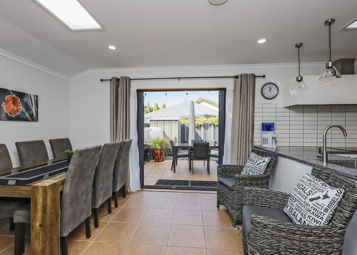  at 1015 Caroline Road, Mayfair, Hastings, Hawke's Bay