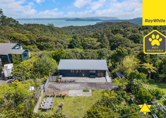  at 153 Victory Road, Laingholm, Auckland