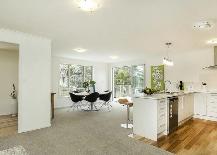  at 19B Te Atatu Road, Te Atatu South, Waitakere City, Auckland