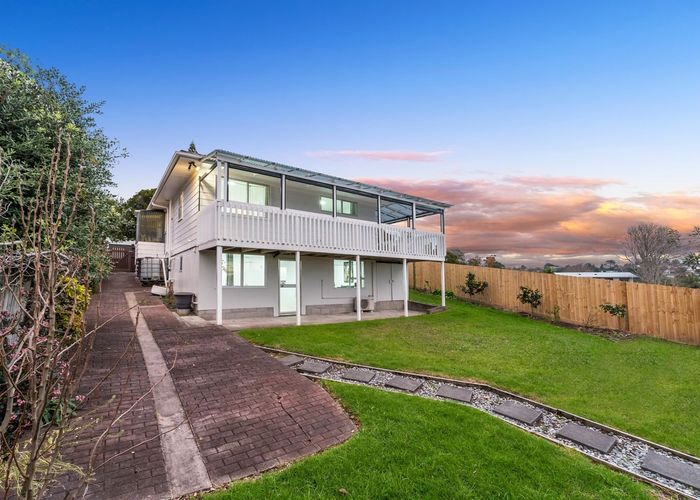  at 92 Gallony Avenue, Massey, Waitakere City, Auckland