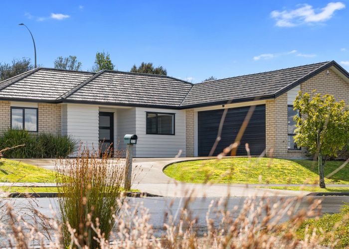  at 14 Patatee Terrace, Baverstock, Hamilton