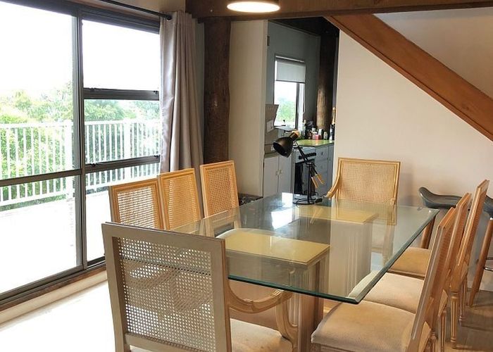  at 2/20 Grand Drive, Remuera, Auckland