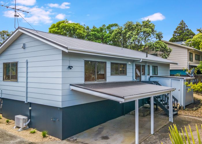  at 2/34 Gatman Street, Birkdale, Auckland