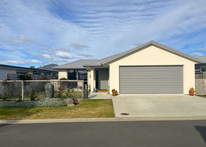  at 82b The Boulevard, Papamoa, Tauranga, Bay Of Plenty