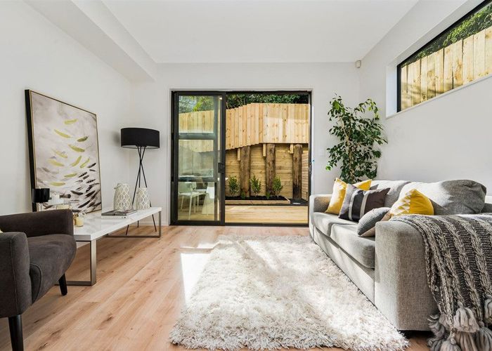  at 3/22 Takapu Street, Henderson, Auckland