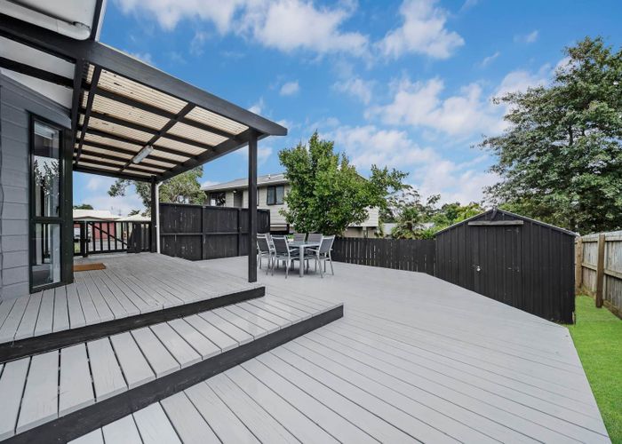  at 1/11 Rapaki Place, Te Atatu Peninsula, Waitakere City, Auckland