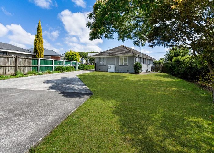  at 15 Stackhouse Avenue, Bishopdale, Christchurch City, Canterbury