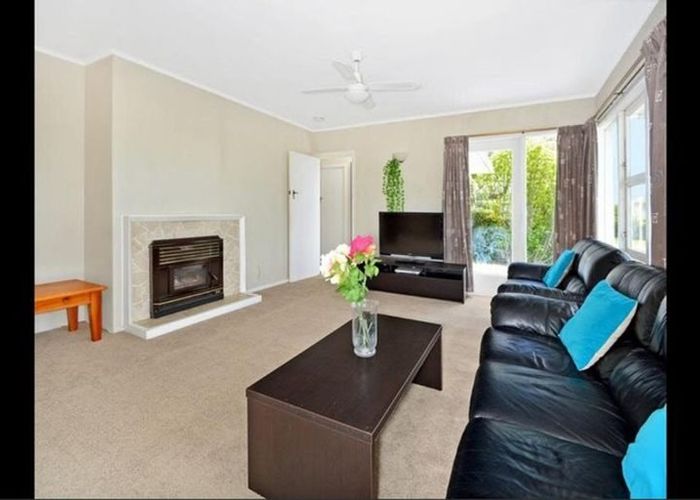  at 12 Holland Rd, Hillcrest, North Shore City, Auckland