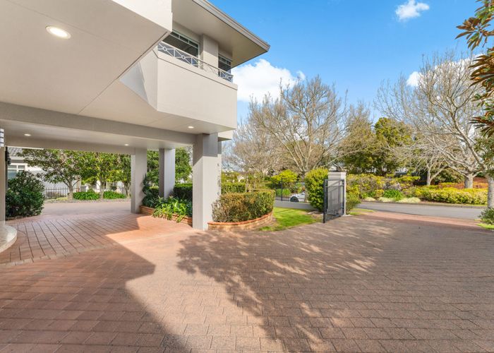  at 21 Bluefin Way, West Harbour, Auckland