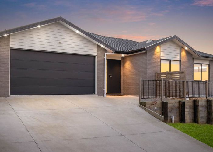  at 40 Kate Duncan Drive, Swanson, Auckland