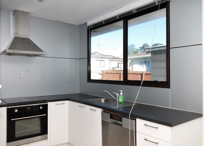  at 2/39 Jarman Road, Mount Wellington, Auckland