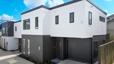  at 21B County Road, Torbay, Auckland