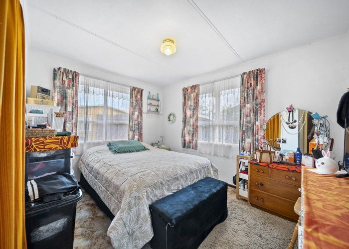  at 39 Hamill Road, Otara, Auckland