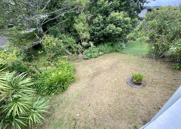  at 2/13 Wattle Street, New Lynn, Waitakere City, Auckland