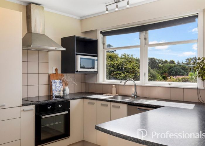  at 31 Rimu Road, Raumati Beach, Kapiti Coast, Wellington
