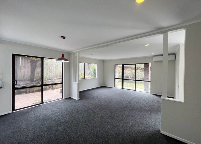  at 2/205 Abbotts Way, Remuera, Auckland