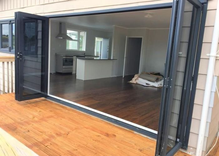  at 1/69 Totara Road, Te Atatu Peninsula, Waitakere City, Auckland