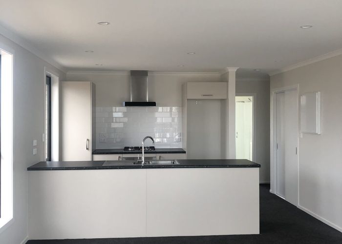  at 70 Pragma Rise, Huntington, Hamilton