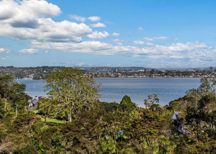  at 26 Merewhira Road, Paremoremo, North Shore City, Auckland