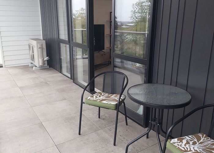  at 3/130 Stancombe Road, Flat Bush, Manukau City, Auckland