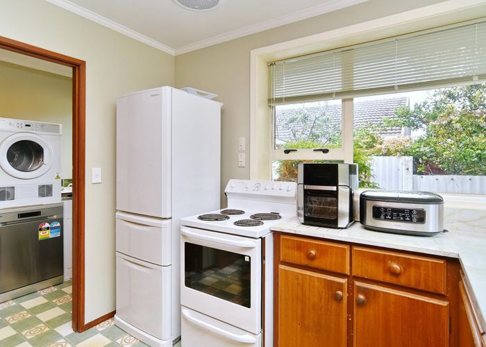  at 2/513 Mairehau Road, Parklands, Christchurch